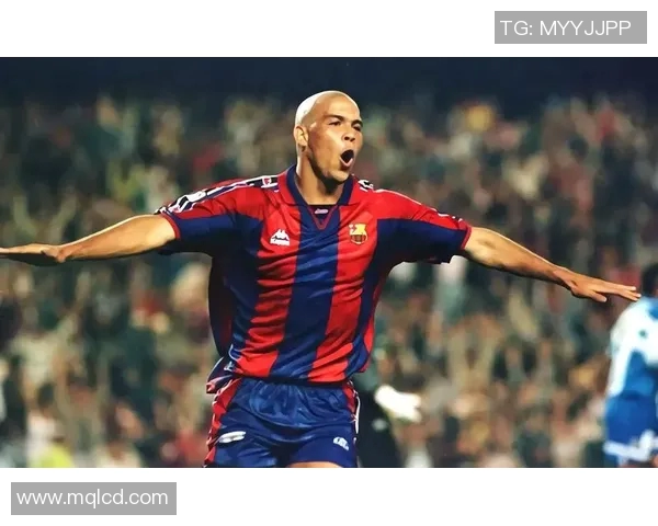 挥手告别足球明星头像的背后故事与他们的光辉岁月 挥手告别足球明星头像的背后故事与他们的光辉岁月