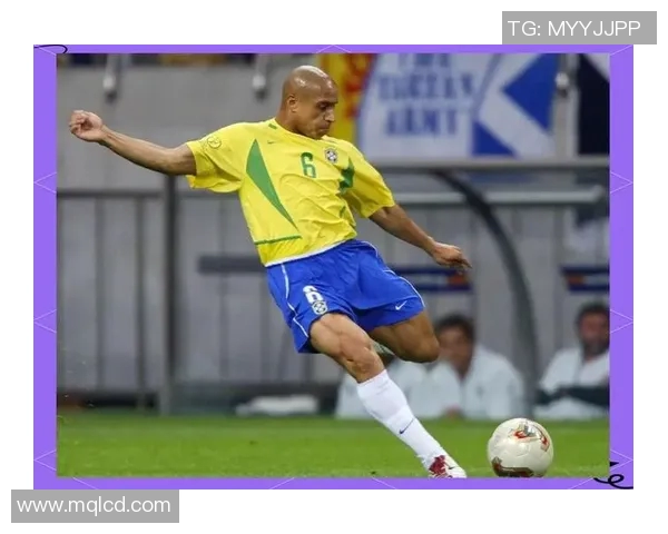 8号球衣背后的传奇足球明星们及其辉煌成就解析 8号球衣背后的传奇足球明星们及其辉煌成就解析