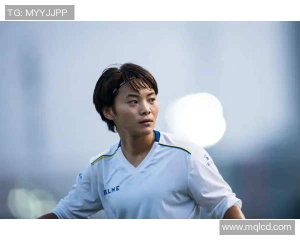 足球明星王霜的简体画艺术魅力与足球精神的完美结合