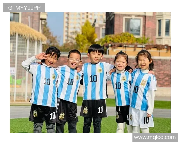 足球明星中的塞洛如何在绿茵场上书写传奇人生与辉煌成就