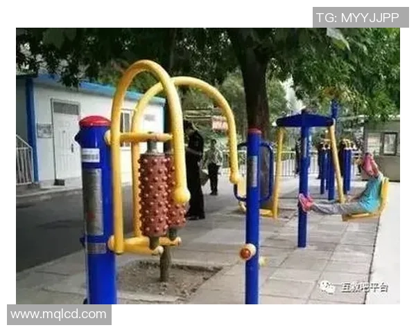 体育健身器材使用不当可能导致的安全隐患与预防措施探讨